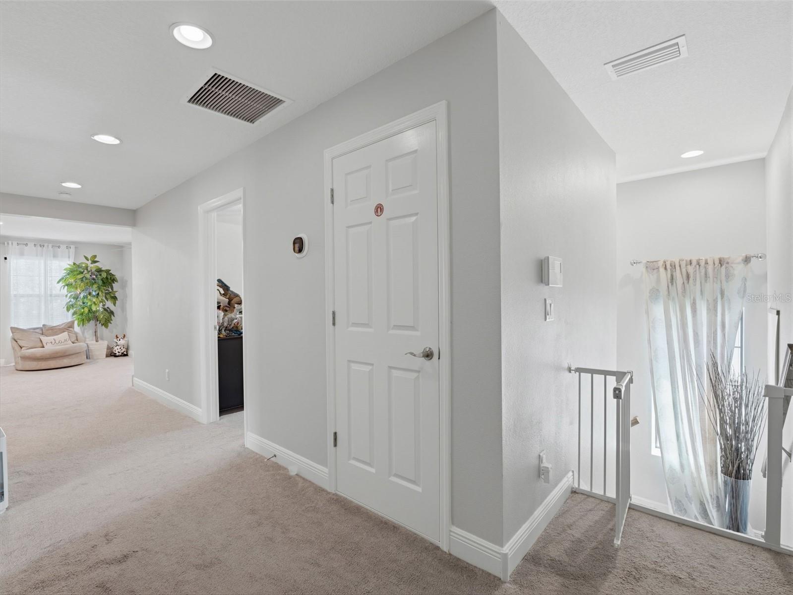 Listing photo id 12 for 13099 Burns Drive