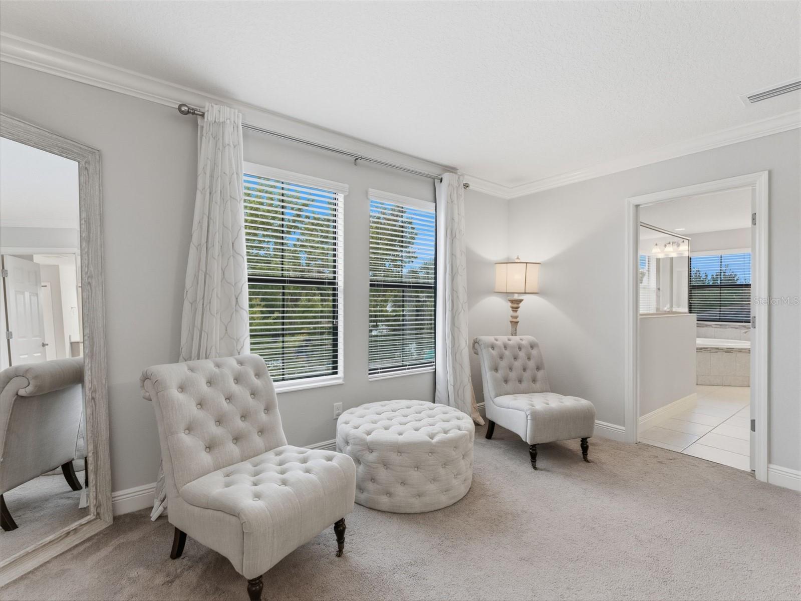 Listing photo id 16 for 13099 Burns Drive