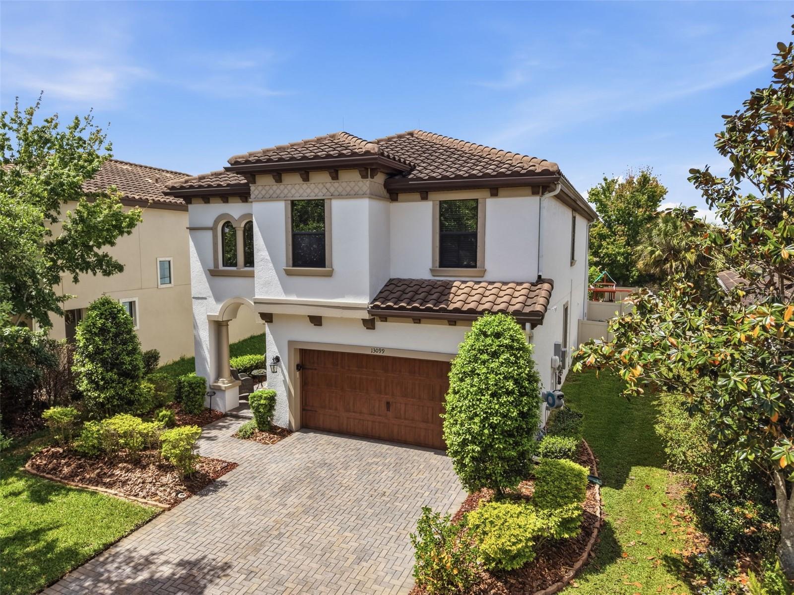 Listing photo id 0 for 13099 Burns Drive