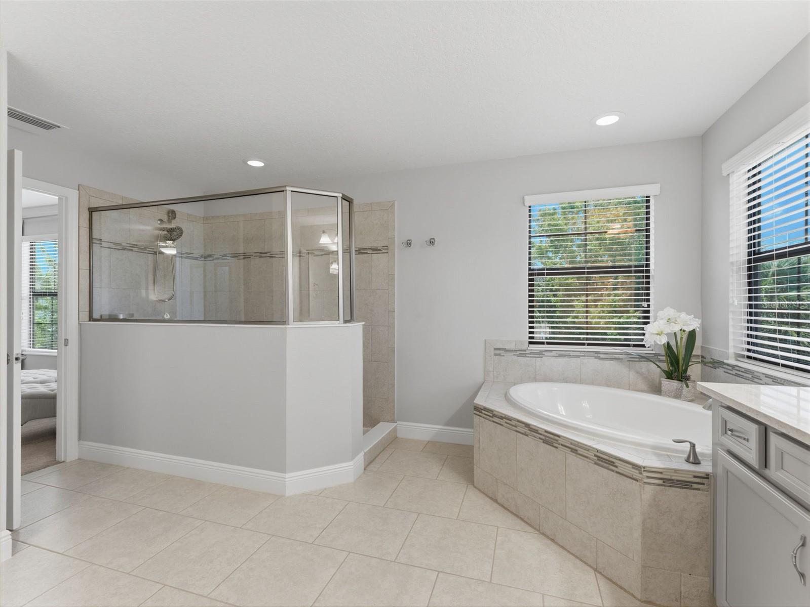 Listing photo id 18 for 13099 Burns Drive