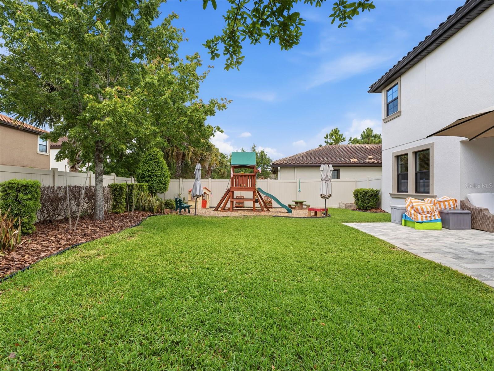 Listing photo id 28 for 13099 Burns Drive