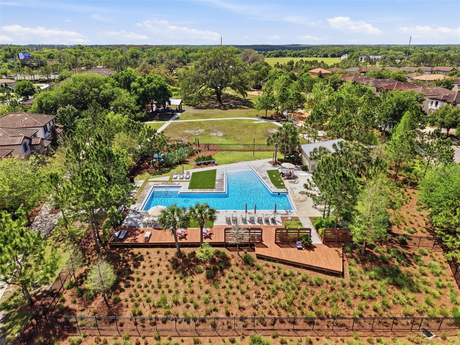 Listing photo id 32 for 13099 Burns Drive