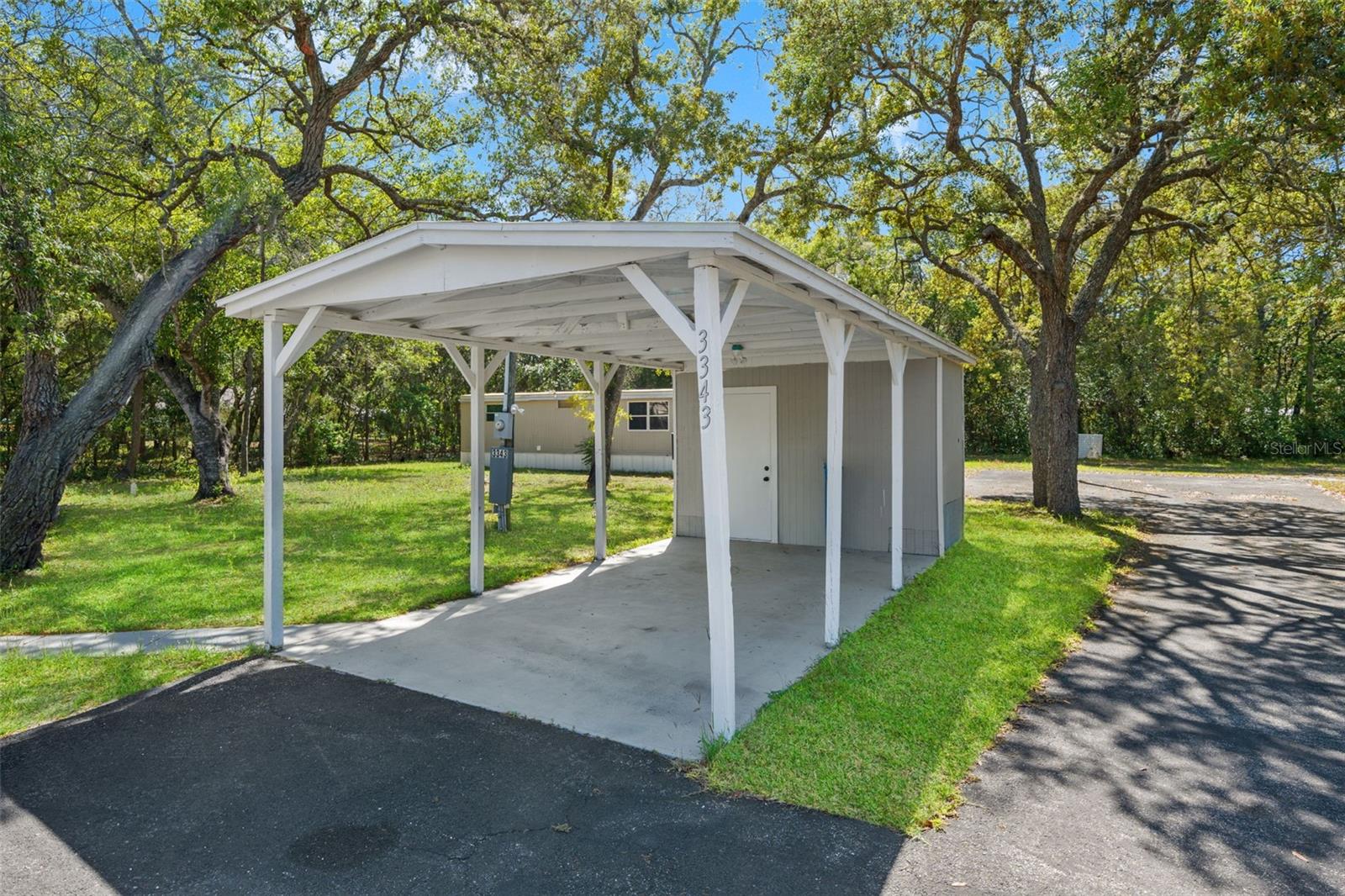 Image 24 of 51 For 3345 Ballard Street