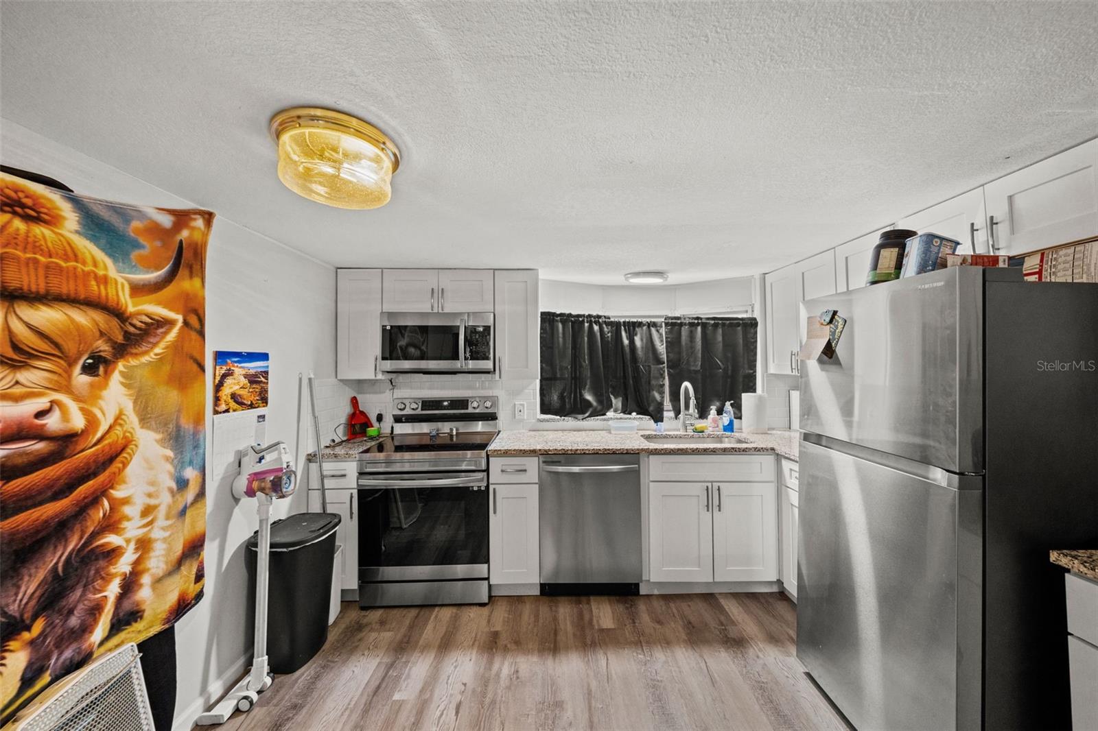 Image 38 of 51 For 3345 Ballard Street