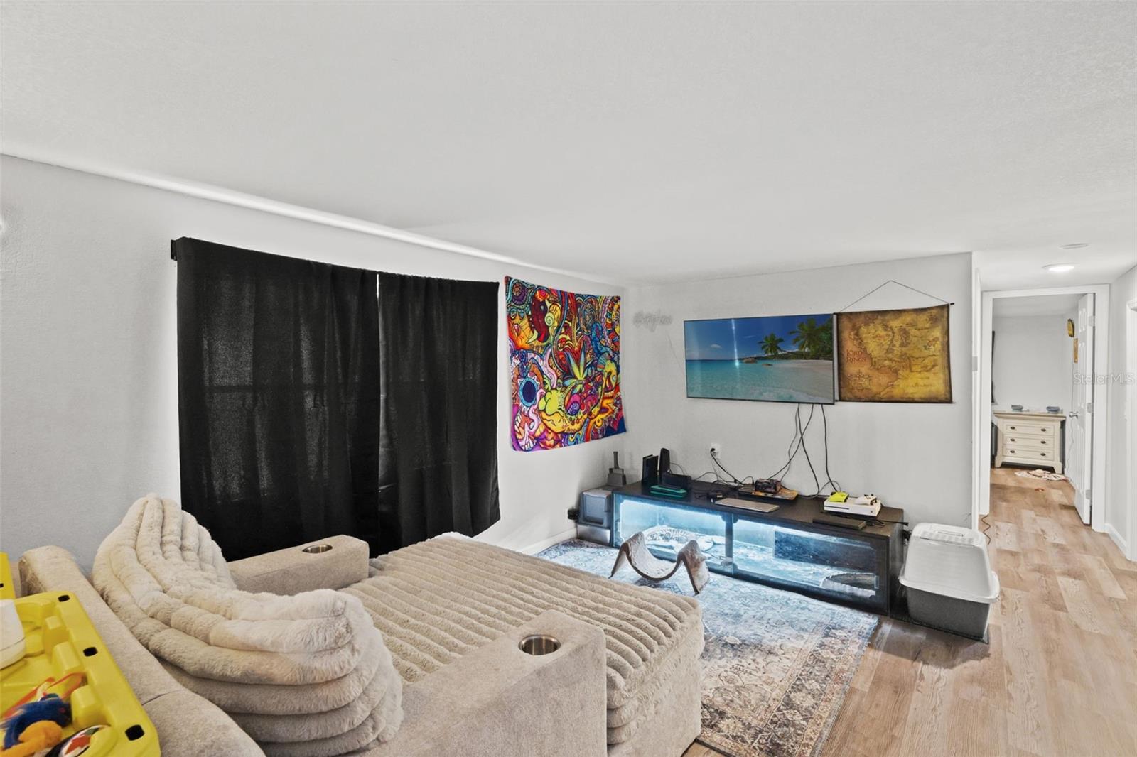 Image 44 of 51 For 3345 Ballard Street