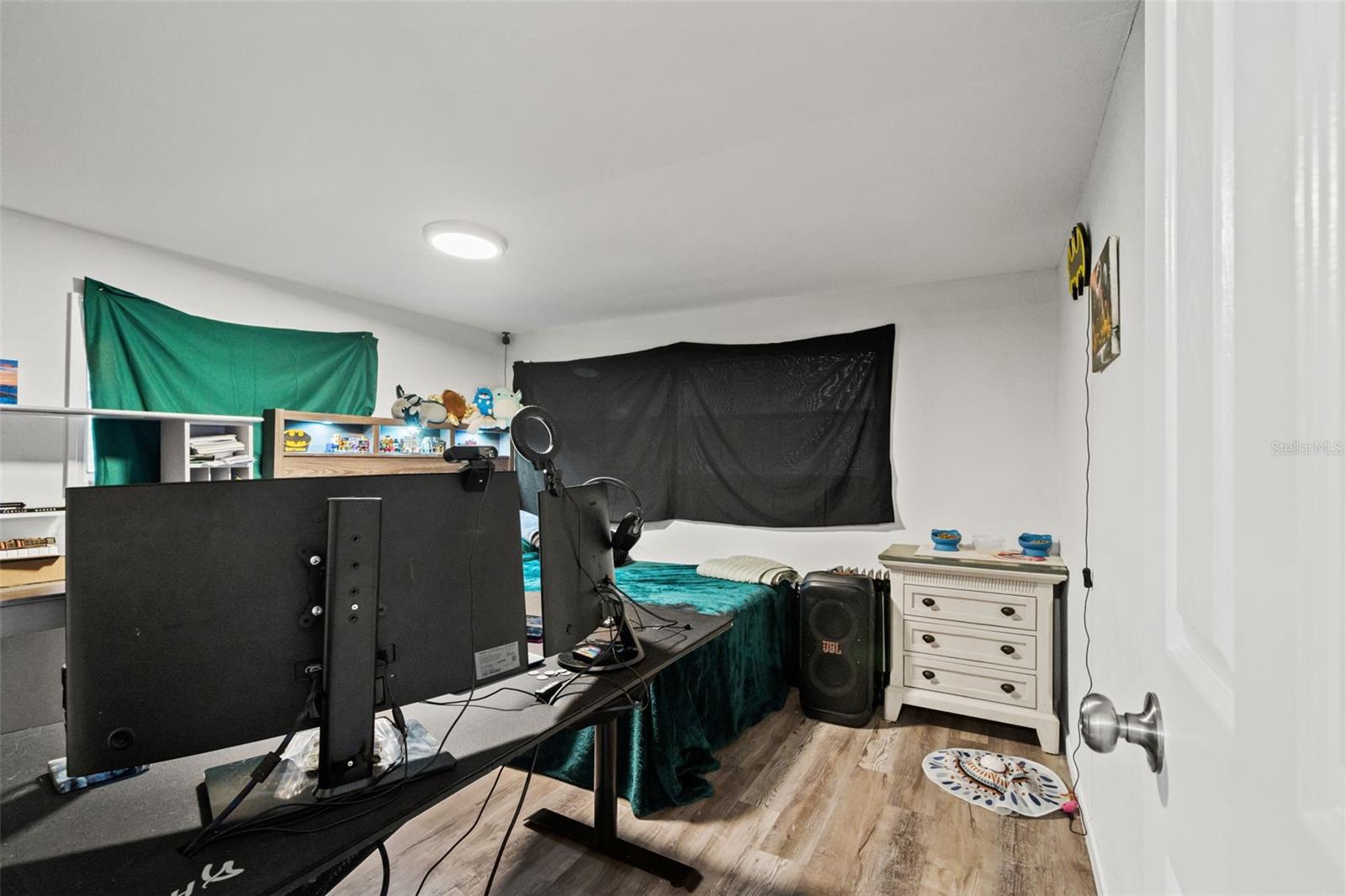 Image 47 of 51 For 3345 Ballard Street