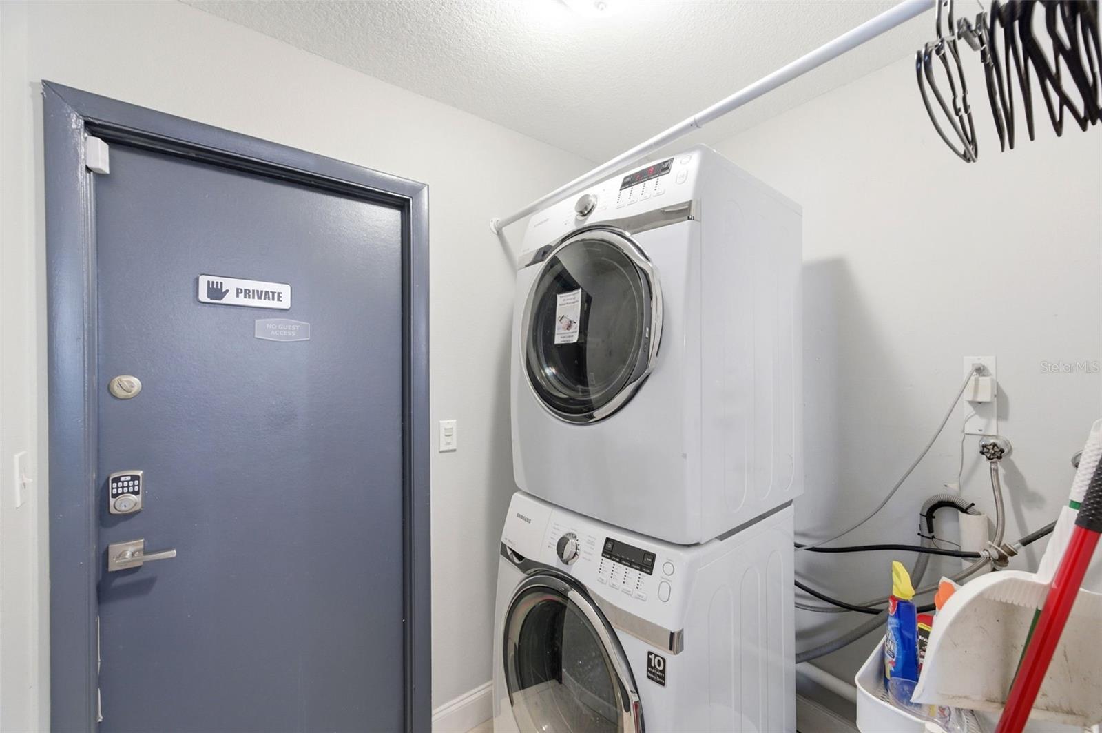 Image 24 of 71 For 2816 Rustic Oaks Drive