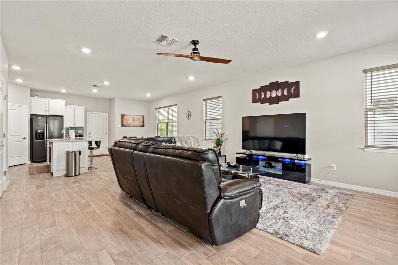 Image 10 of 52 For 11874 Blamey Trail