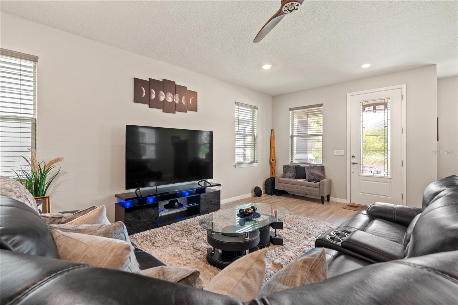 Image 11 of 52 For 11874 Blamey Trail