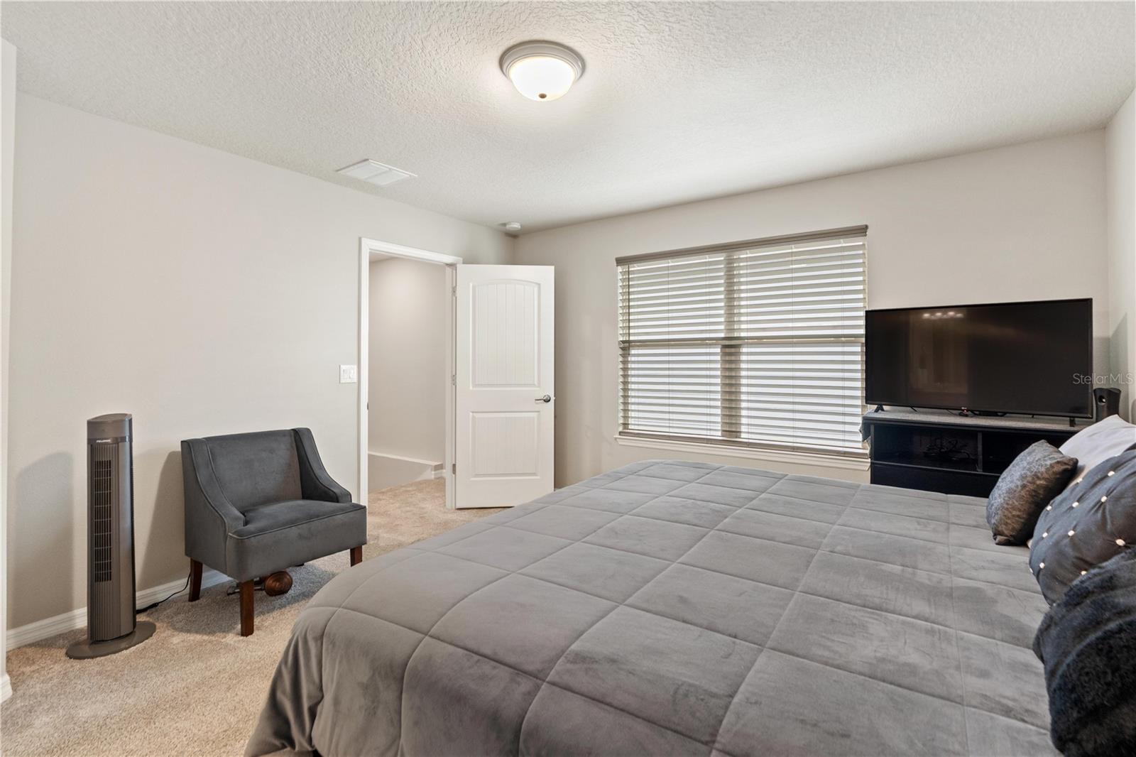 Image 26 of 52 For 11874 Blamey Trail