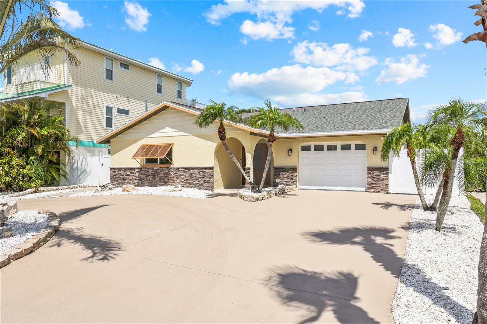 Image 17 of 72 For 7239 Southwind Drive