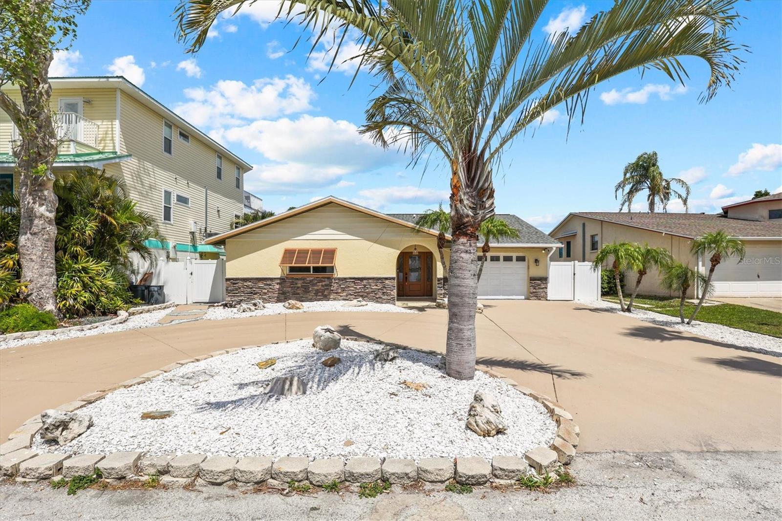 Image 2 of 72 For 7239 Southwind Drive