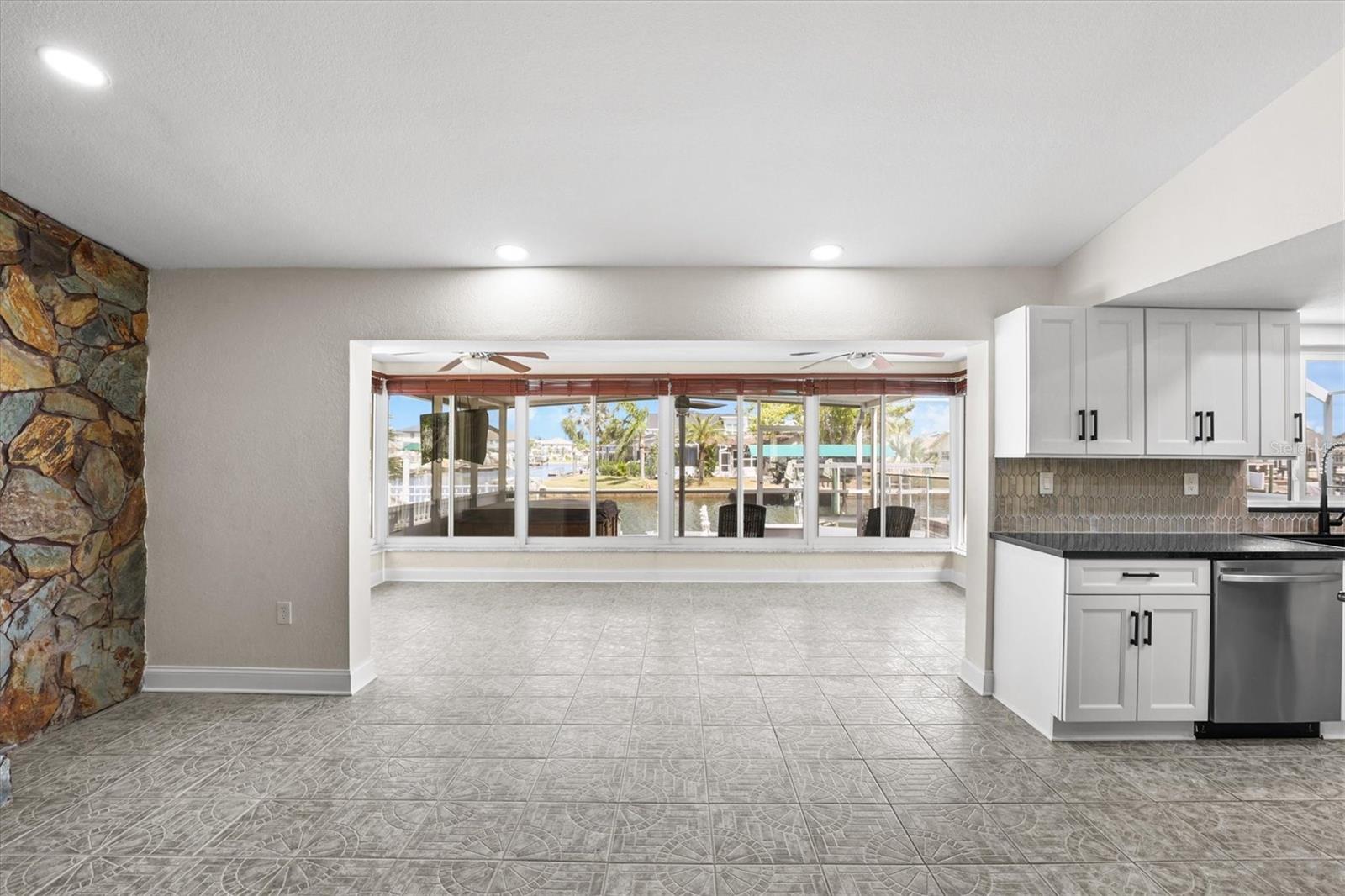 Image 24 of 72 For 7239 Southwind Drive