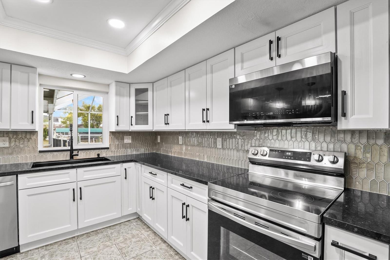 Image 32 of 72 For 7239 Southwind Drive