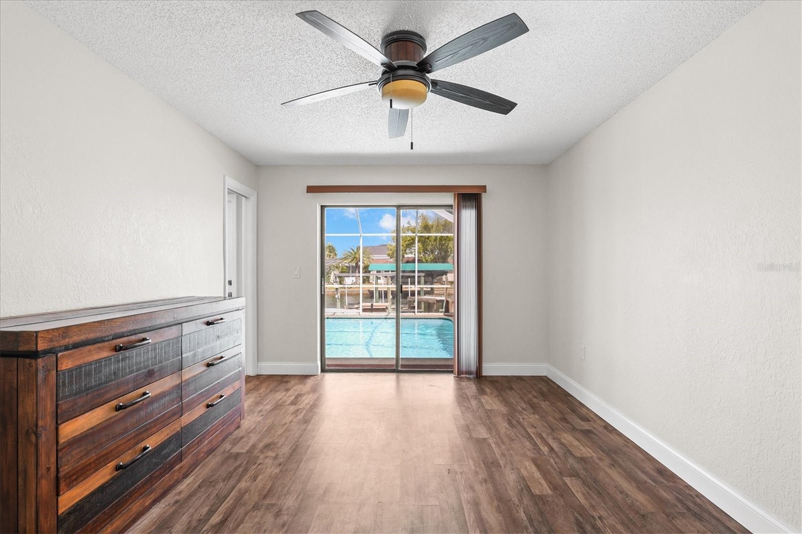 Image 39 of 72 For 7239 Southwind Drive