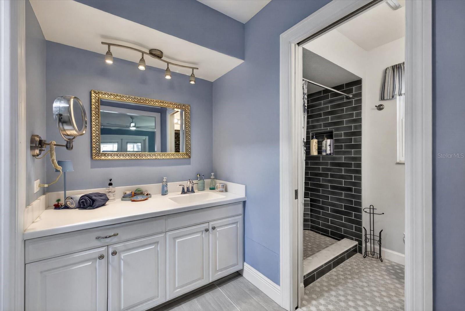 Image 16 of 84 For 4969 Marlin Drive