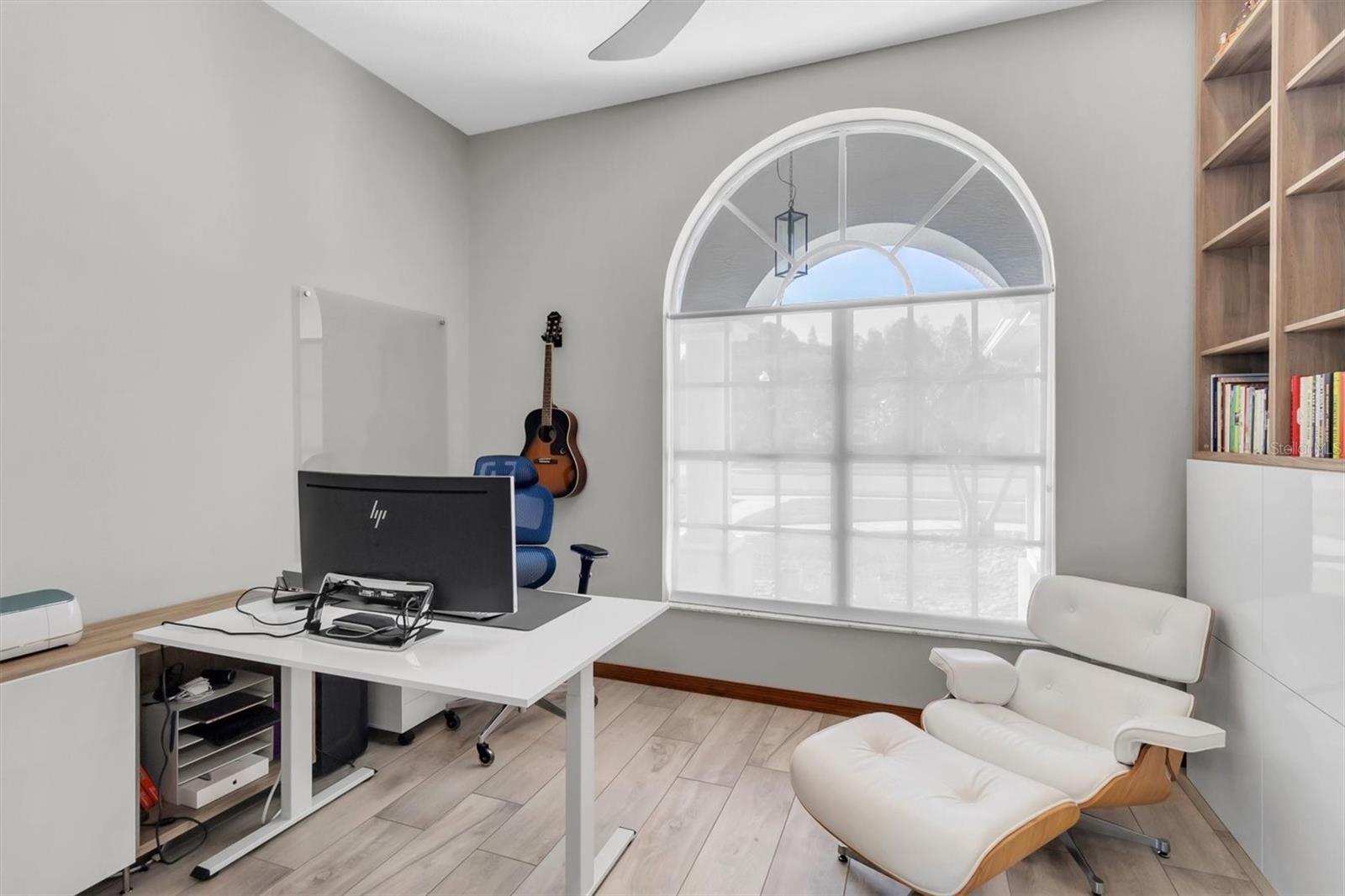 Image 6 of 60 For 1050 Maravista Drive