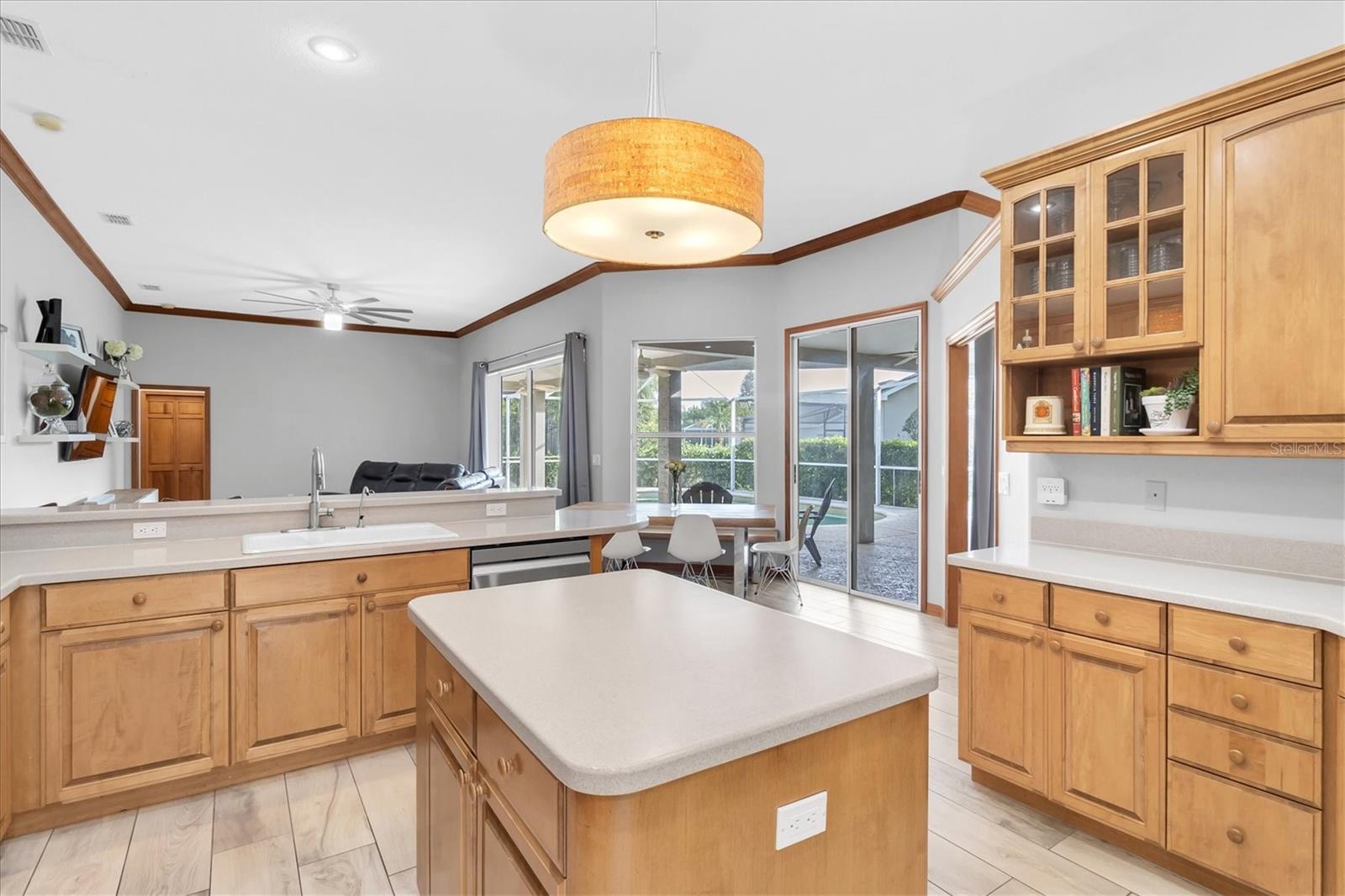 Image 8 of 60 For 1050 Maravista Drive