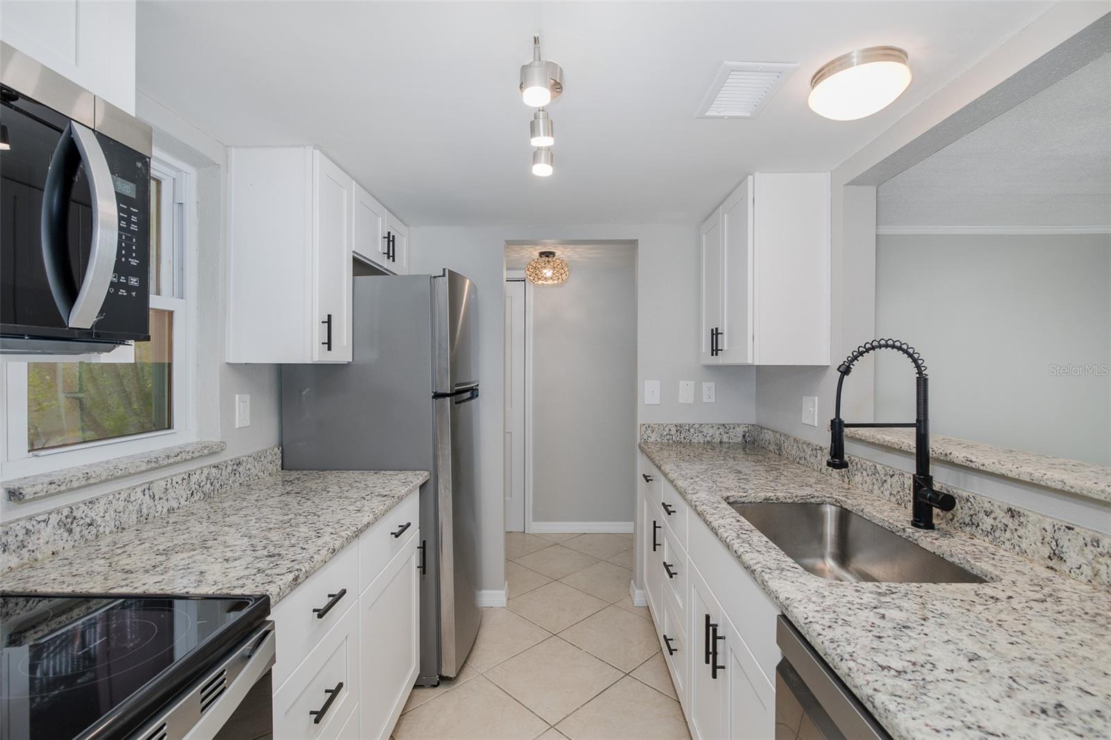 Image 3 of 71 For 464 Paula Drive 106