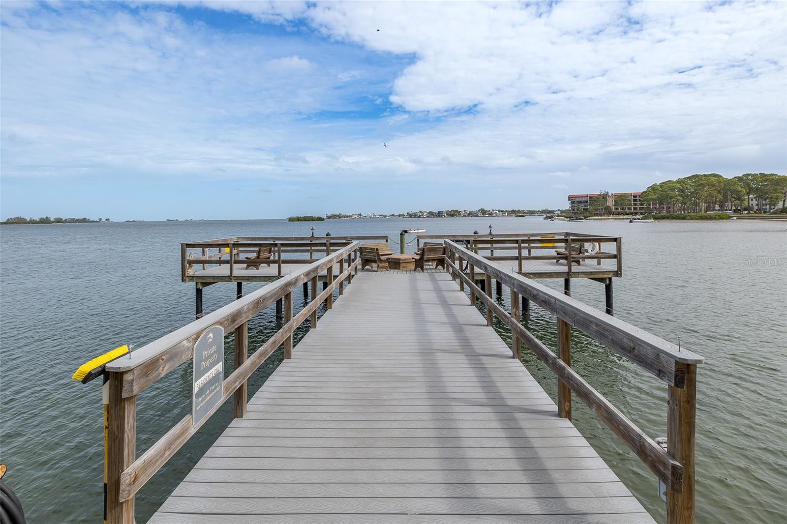 Image 32 of 71 For 464 Paula Drive 106