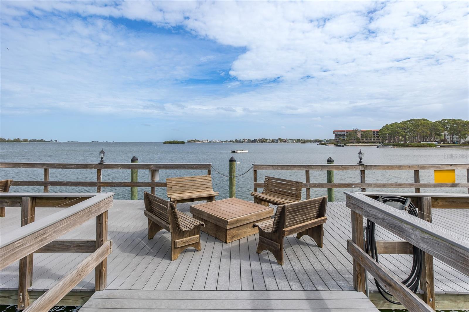 Image 34 of 71 For 464 Paula Drive 106