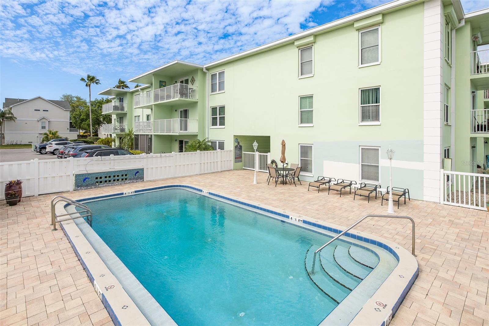 Image 51 of 71 For 464 Paula Drive 106