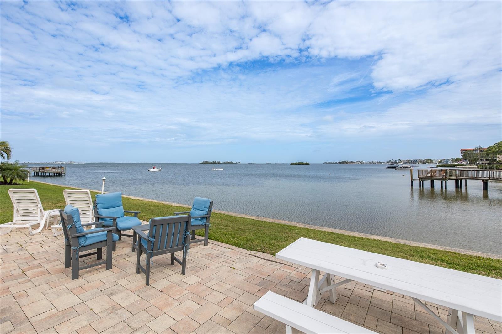 Image 59 of 71 For 464 Paula Drive 106