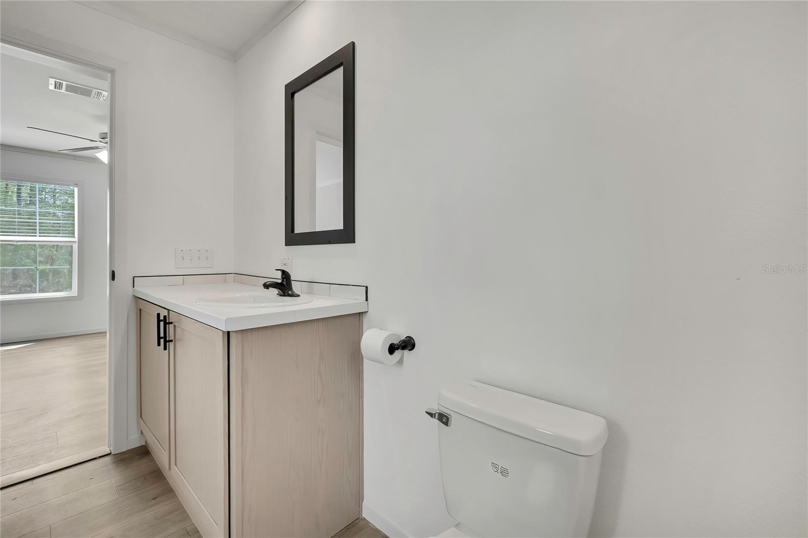 Image 18 of 24 For 5342 Isabel Terrace