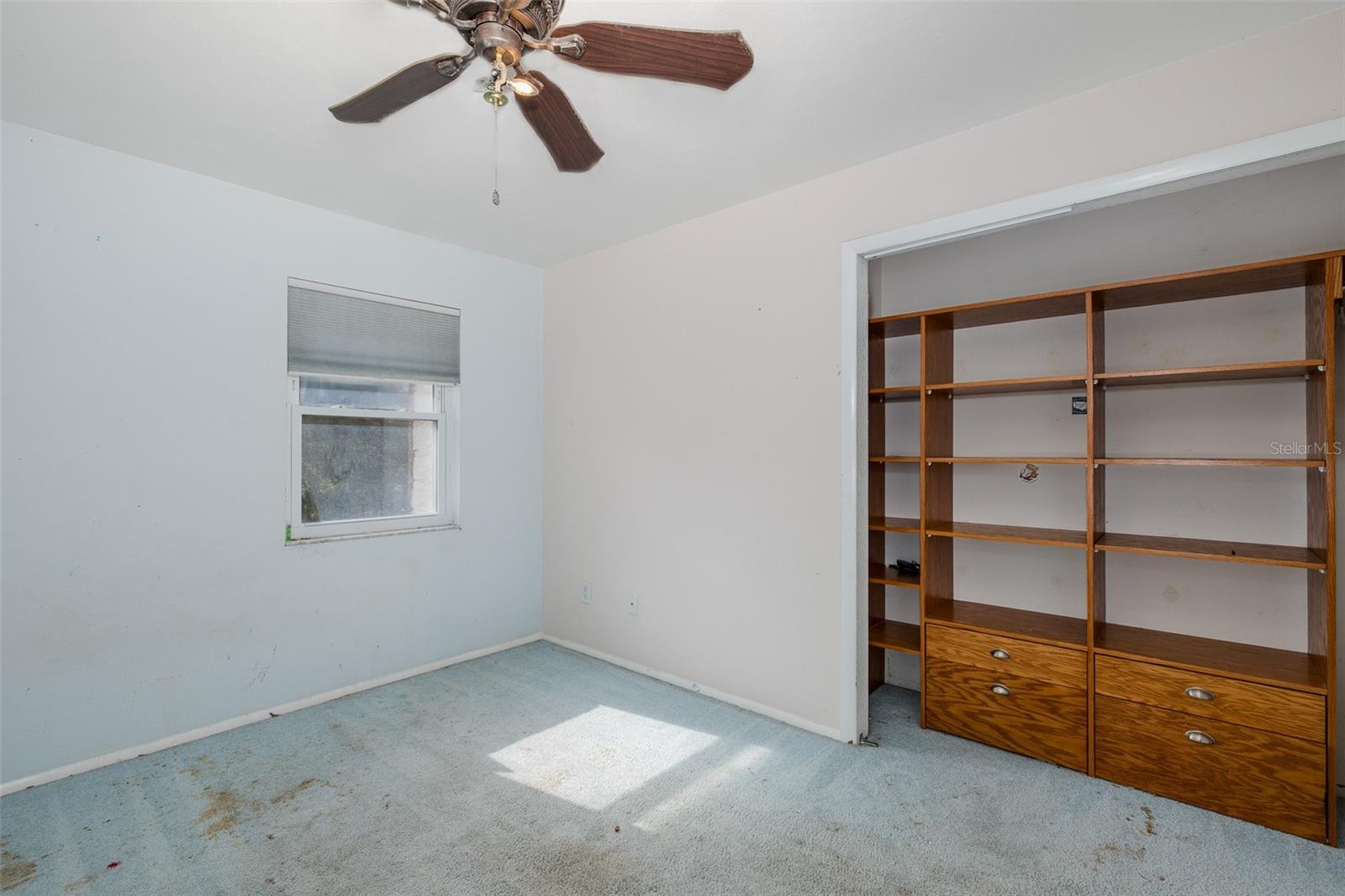 Image 18 of 77 For 9947 Grove Drive