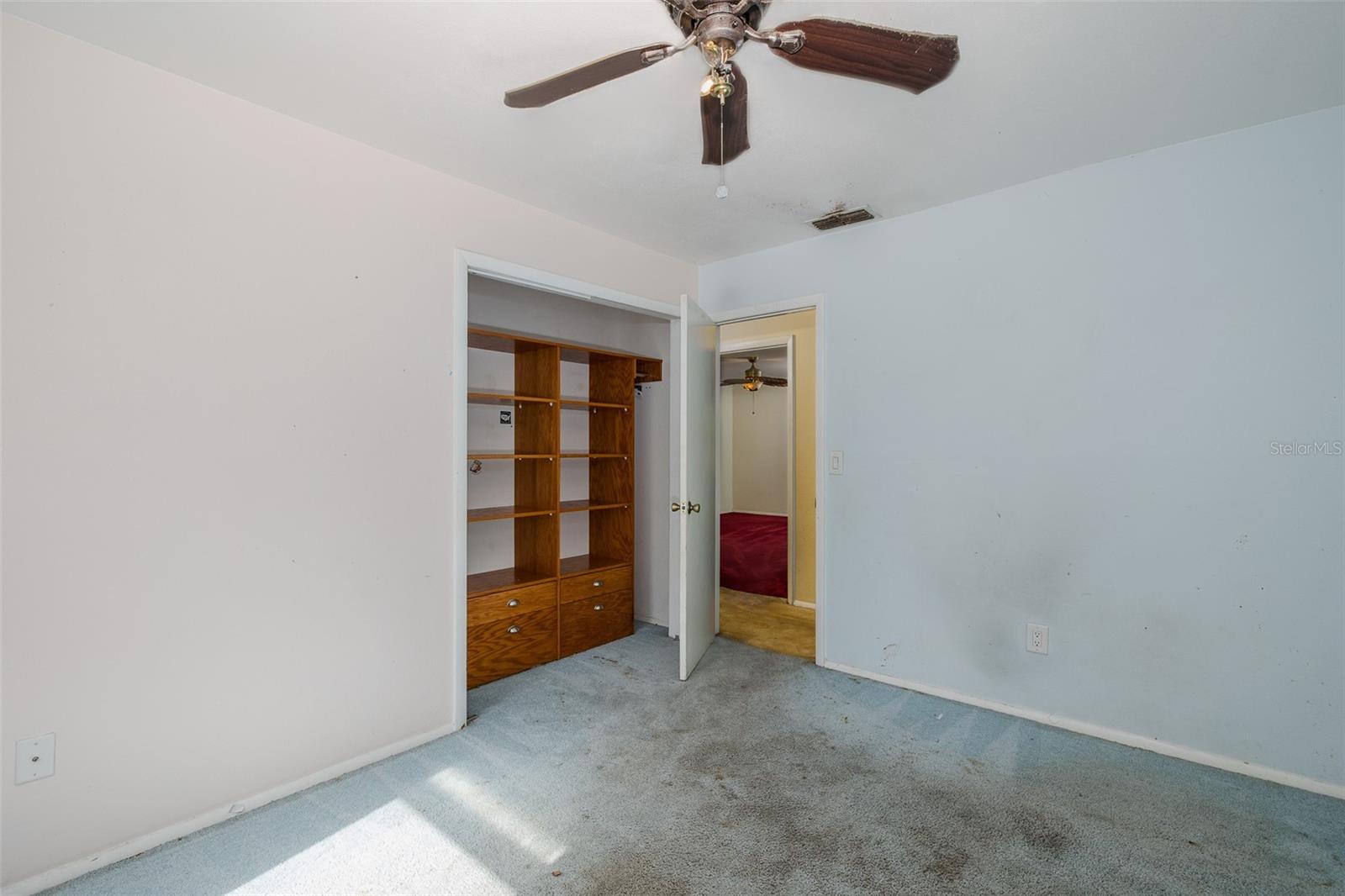 Image 19 of 77 For 9947 Grove Drive