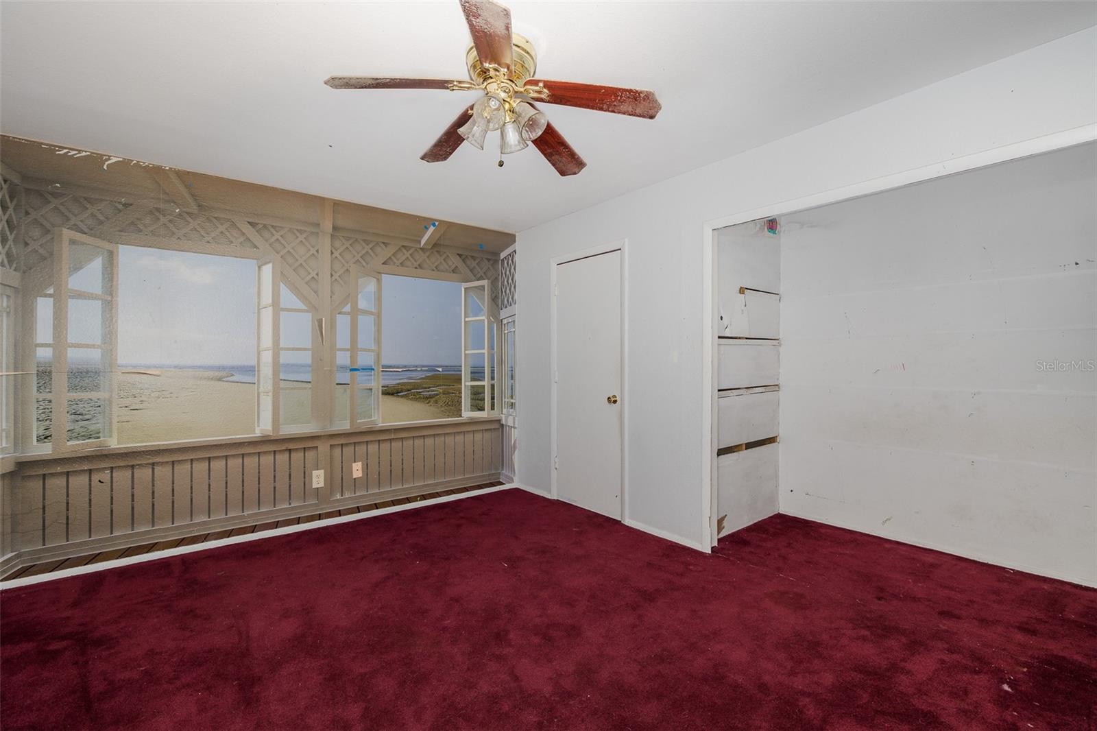 Image 25 of 77 For 9947 Grove Drive