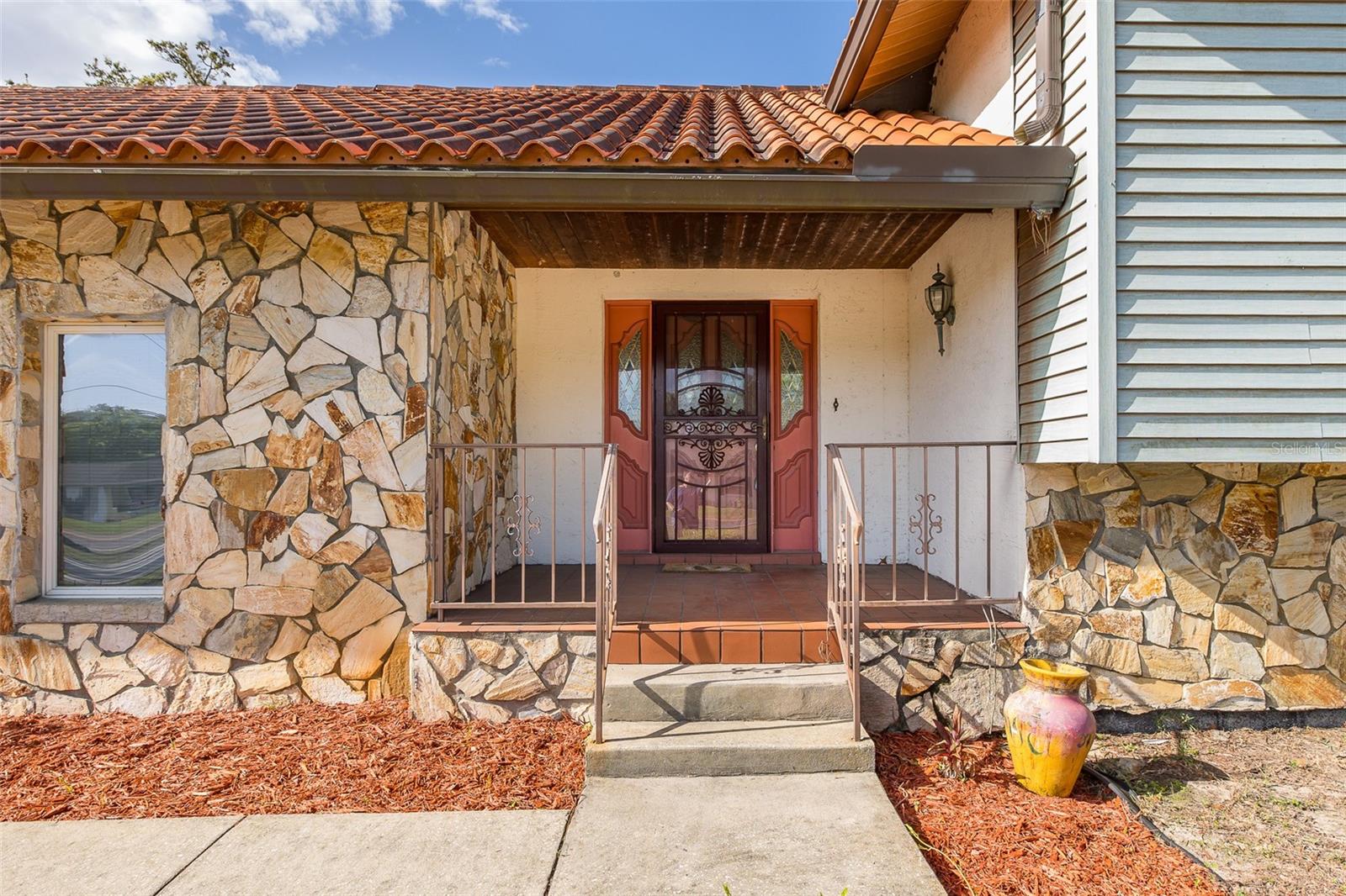 Image 39 of 77 For 9947 Grove Drive