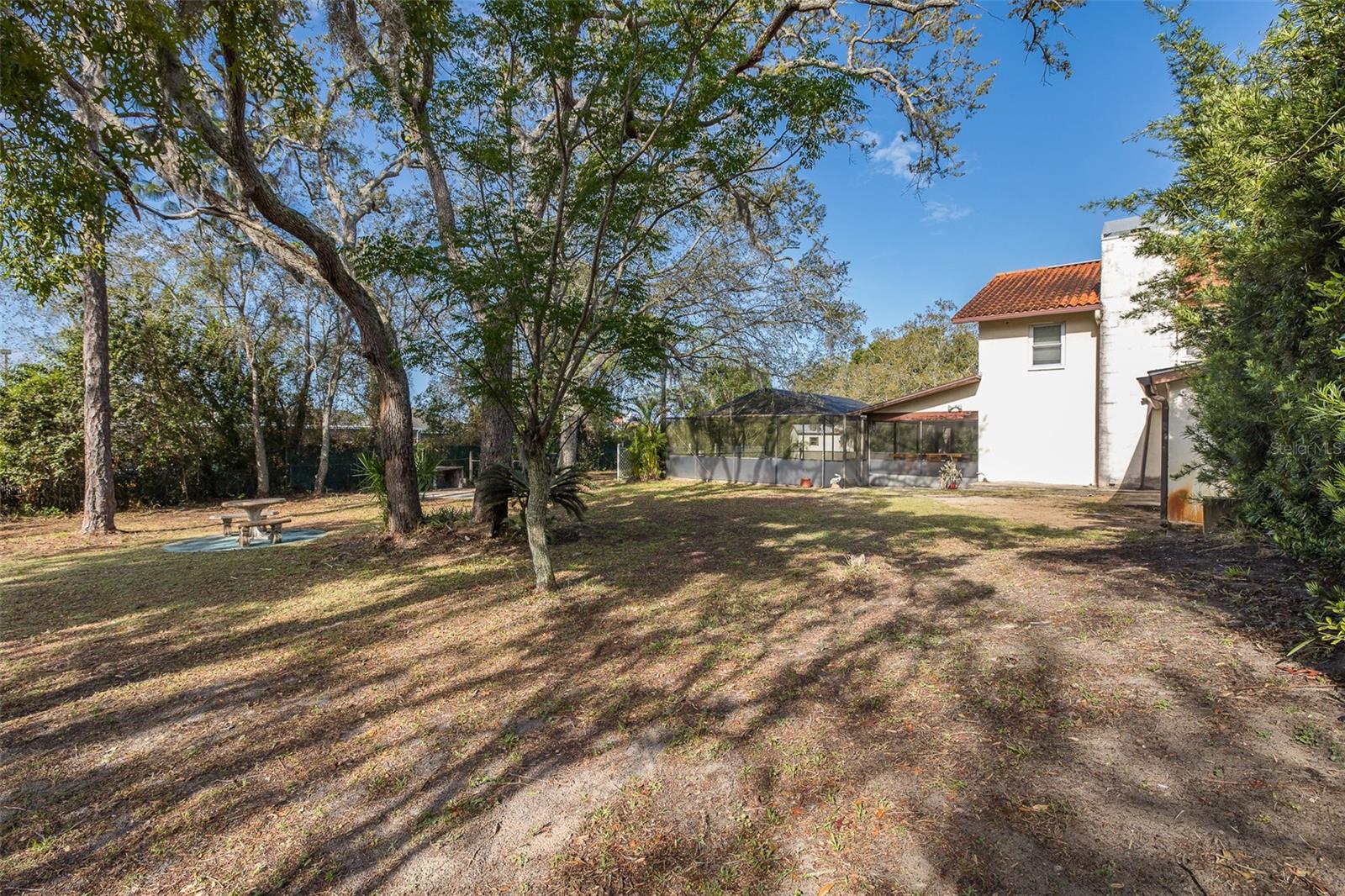 Image 4 of 77 For 9947 Grove Drive