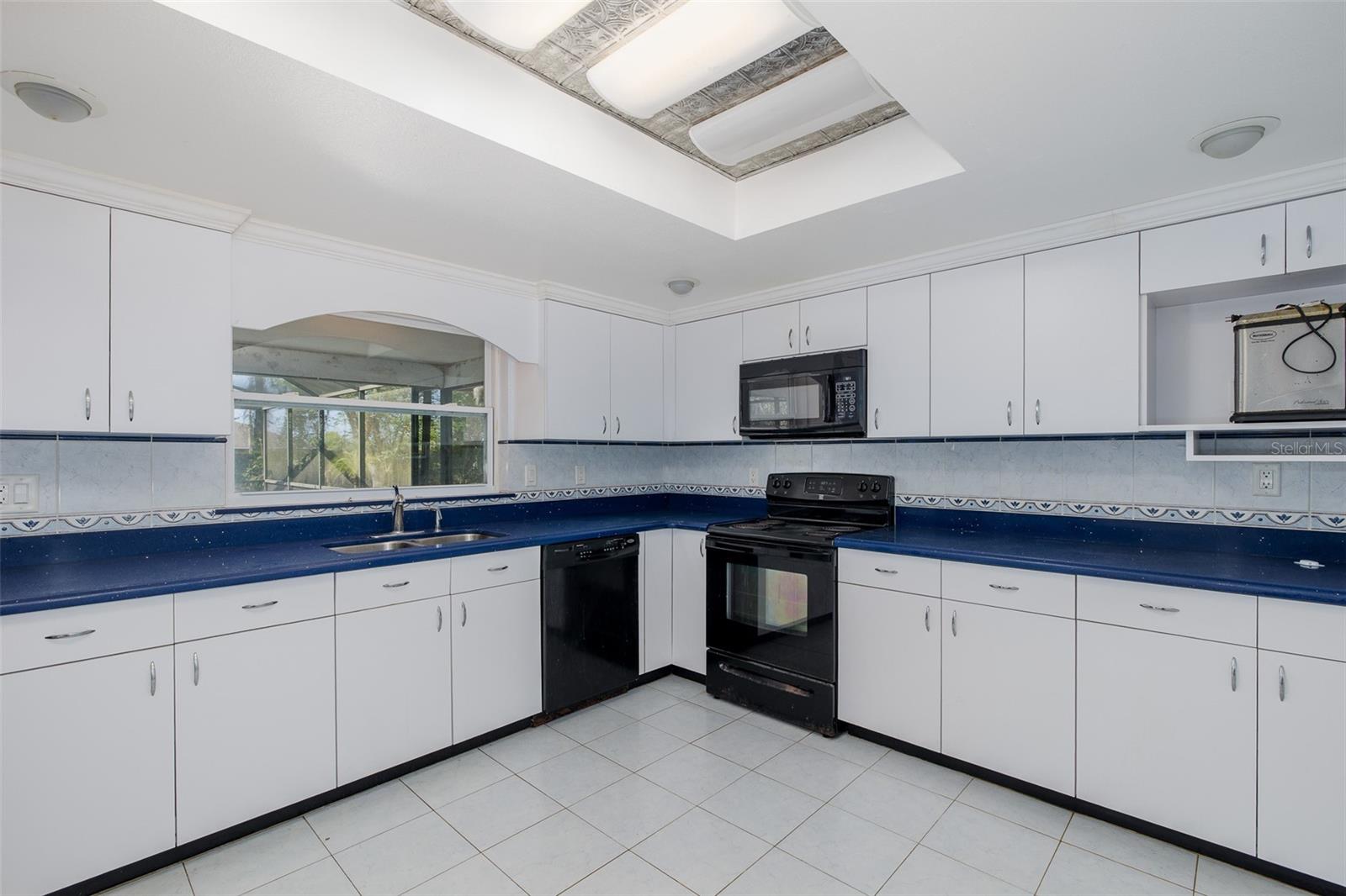 Image 46 of 77 For 9947 Grove Drive