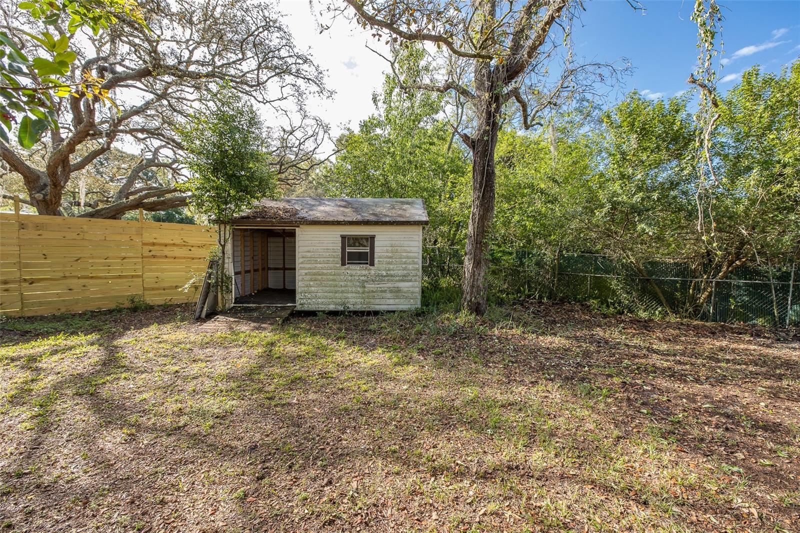 Image 9 of 77 For 9947 Grove Drive