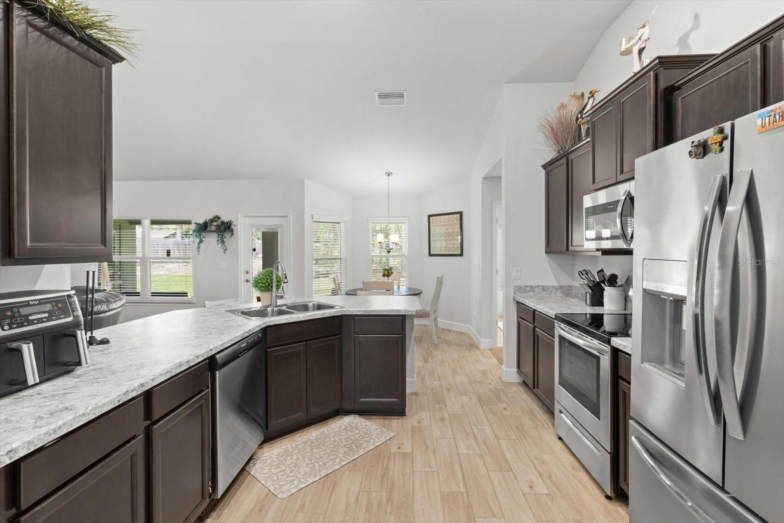 Image 15 of 43 For 11042 Heth Court