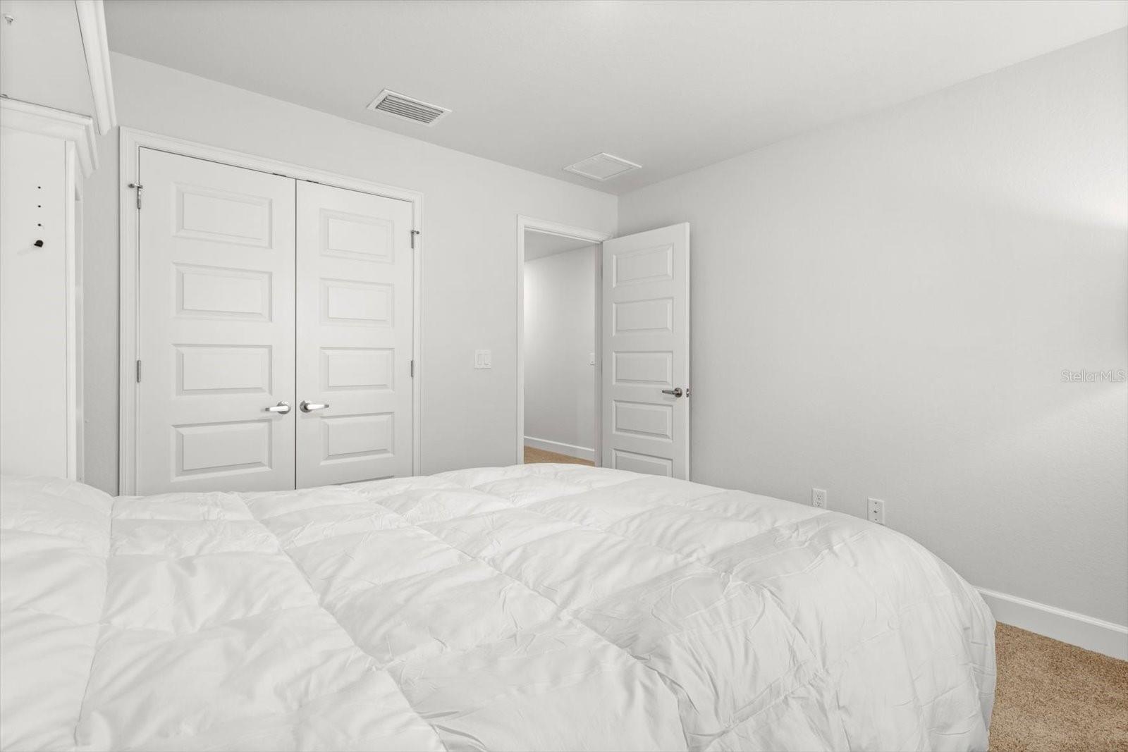 Image 22 of 43 For 11042 Heth Court