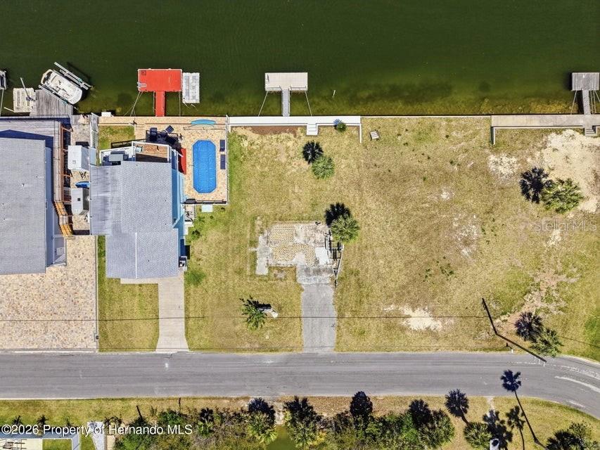 Image 32 of 50 For 3473 Gulf Coast Drive