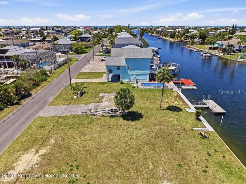 Image 37 of 50 For 3473 Gulf Coast Drive