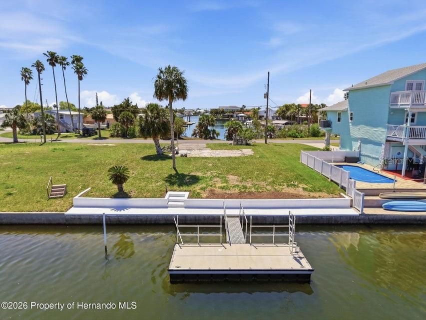 Image 43 of 50 For 3473 Gulf Coast Drive