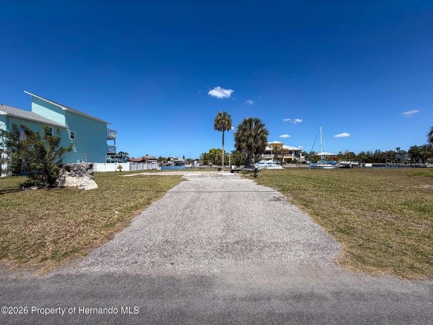 Image 5 of 50 For 3473 Gulf Coast Drive