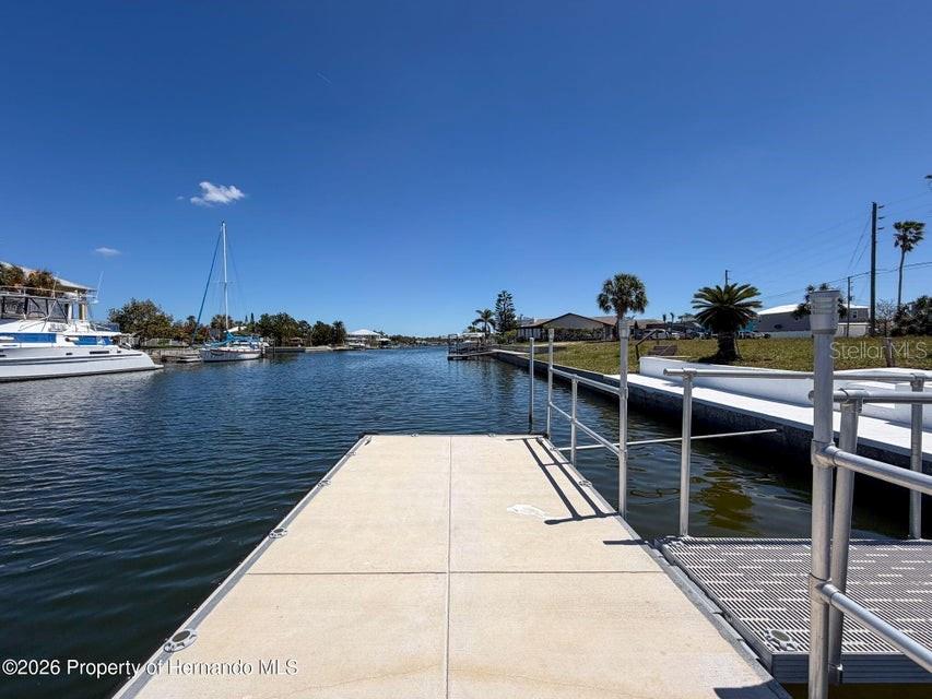 Image 7 of 50 For 3473 Gulf Coast Drive