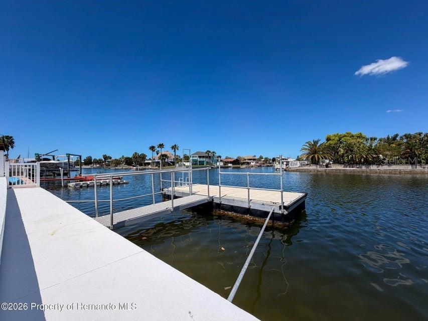 Image 9 of 50 For 3473 Gulf Coast Drive