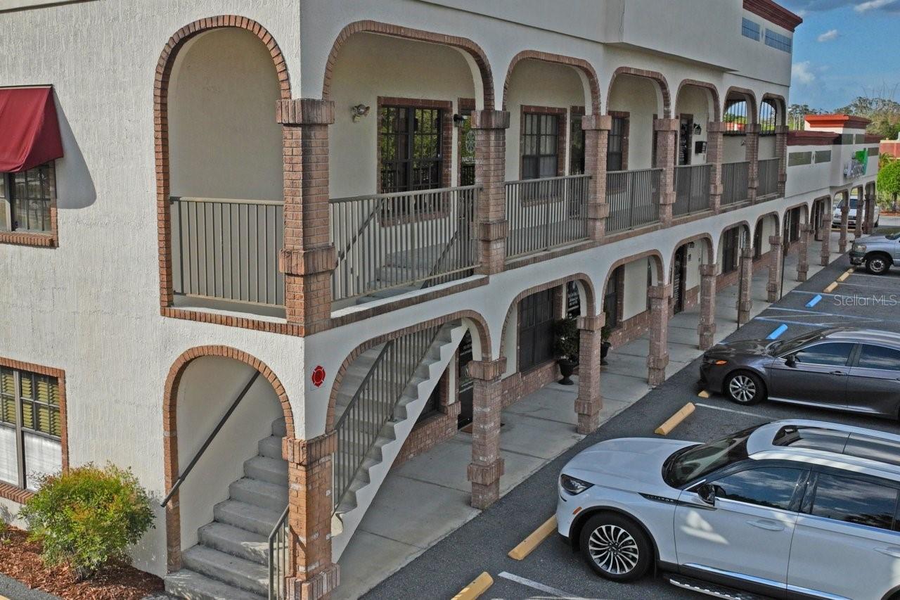 Listing photo id 19 for 5330 Spring Hill Drive A