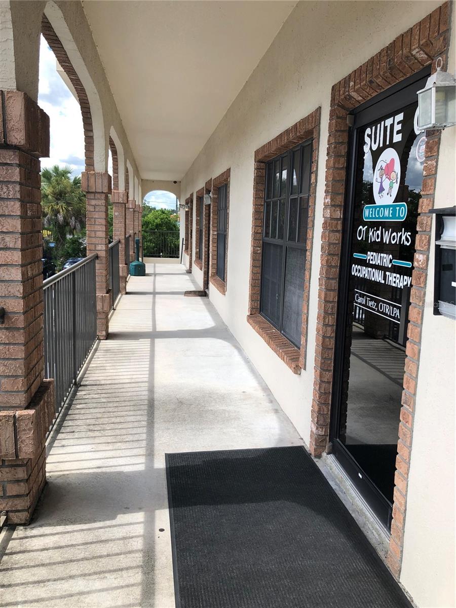 Listing photo id 20 for 5330 Spring Hill Drive A