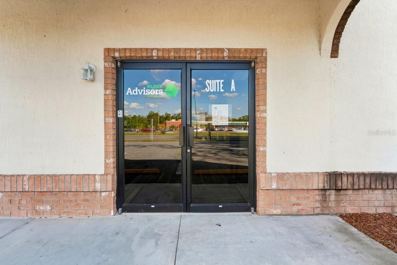 Listing photo id 22 for 5330 Spring Hill Drive A