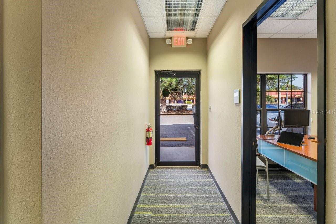 Listing photo id 29 for 5330 Spring Hill Drive A