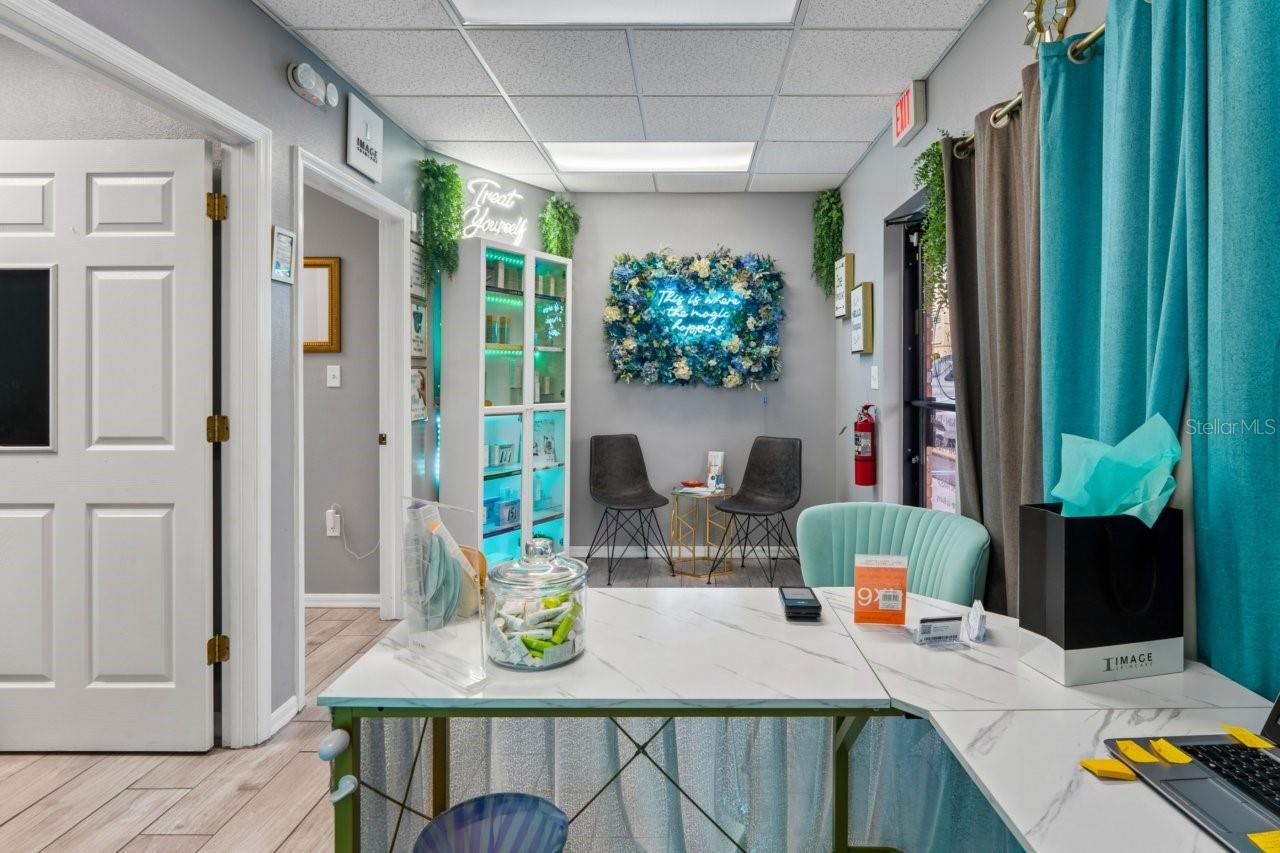 Listing photo id 38 for 5330 Spring Hill Drive A