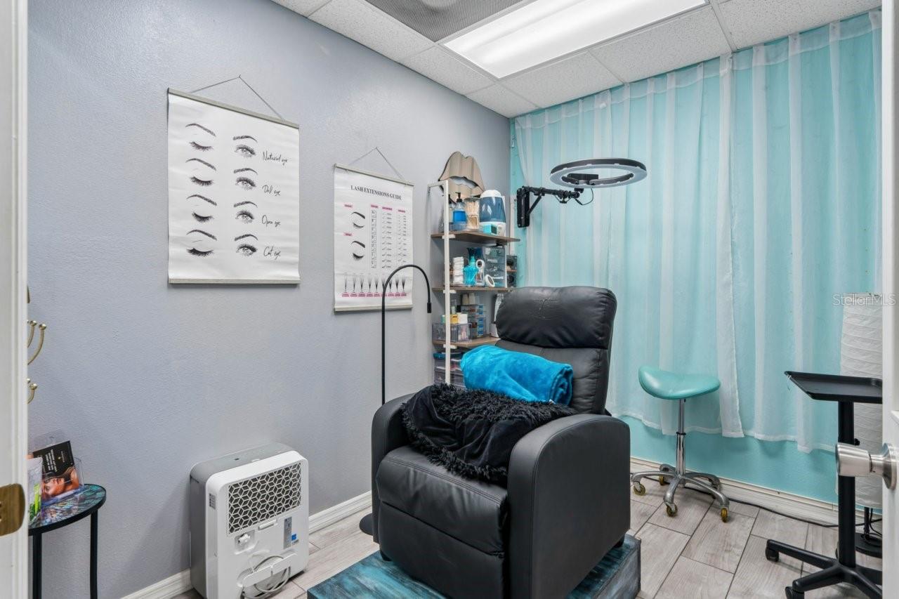 Listing photo id 46 for 5330 Spring Hill Drive A