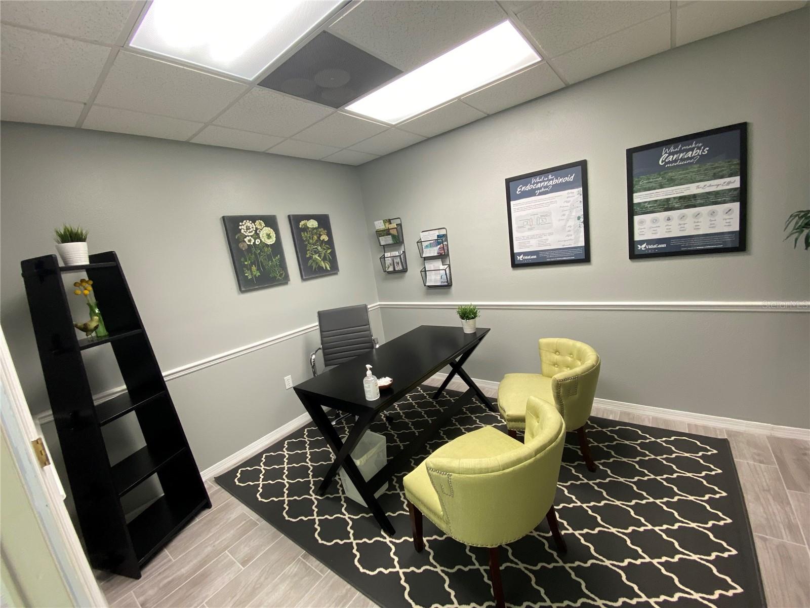 Listing photo id 52 for 5330 Spring Hill Drive A